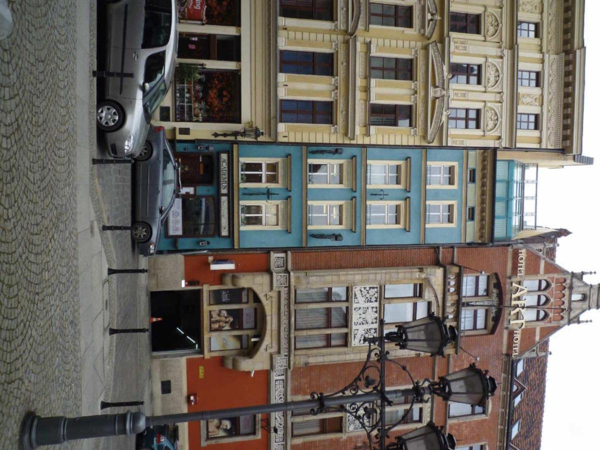 Academus Pub & Guest House Wroclaw Exterior photo