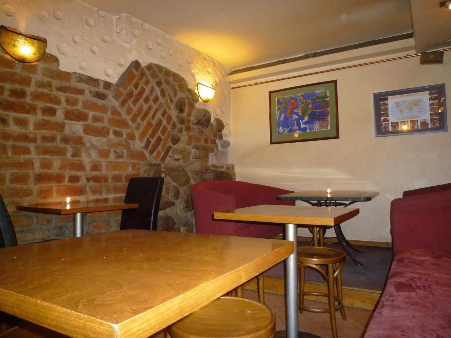 Academus Pub & Guest House Wroclaw Exterior photo